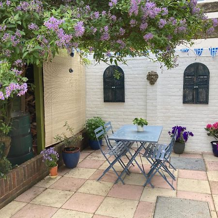 Hillview Hotel Saint Margaret's at Cliffe Bagian luar foto